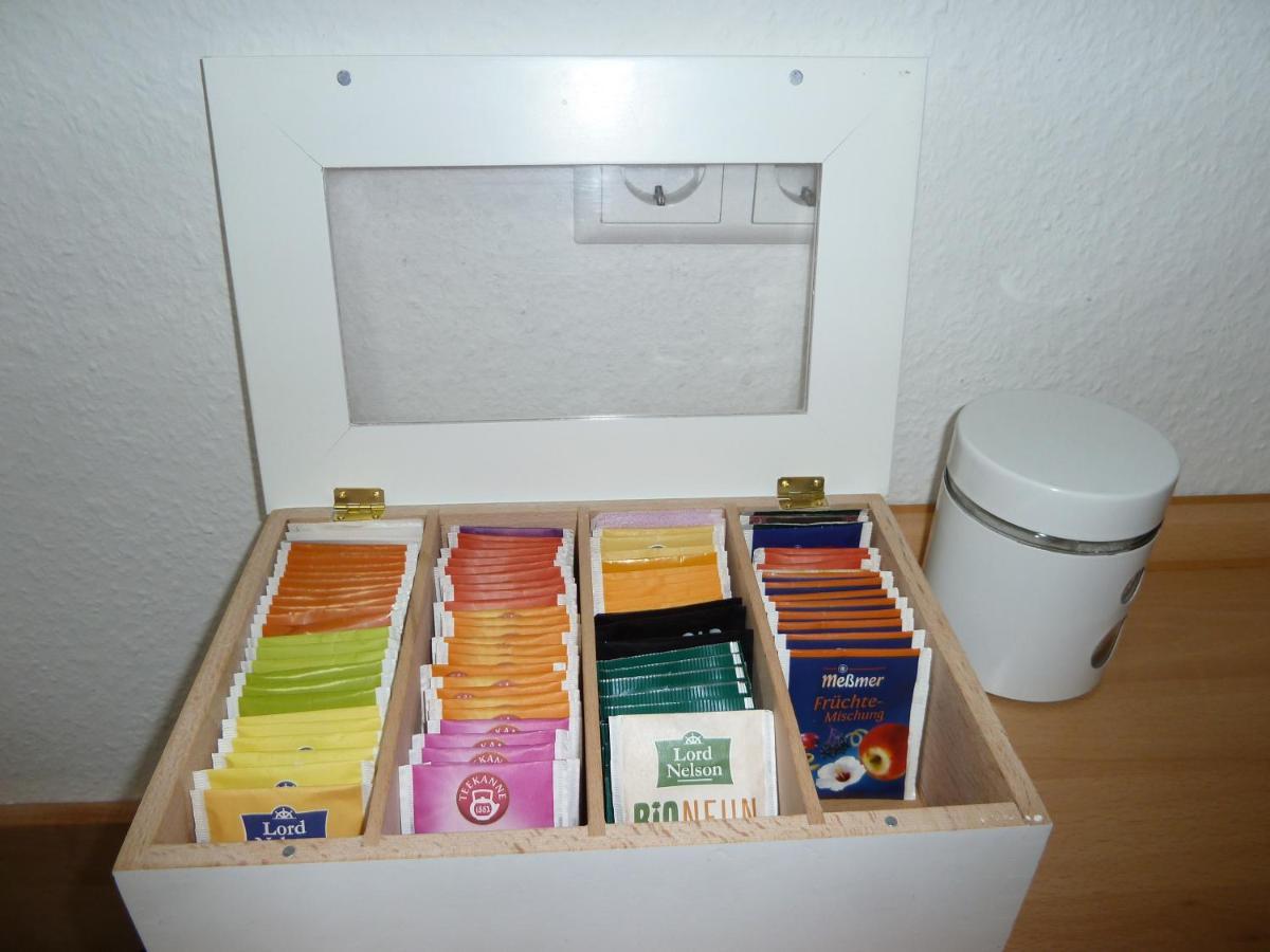Helle 70 Qm Ferienwohnung Mit Herrlichem Blick Teningen Kültér fotó