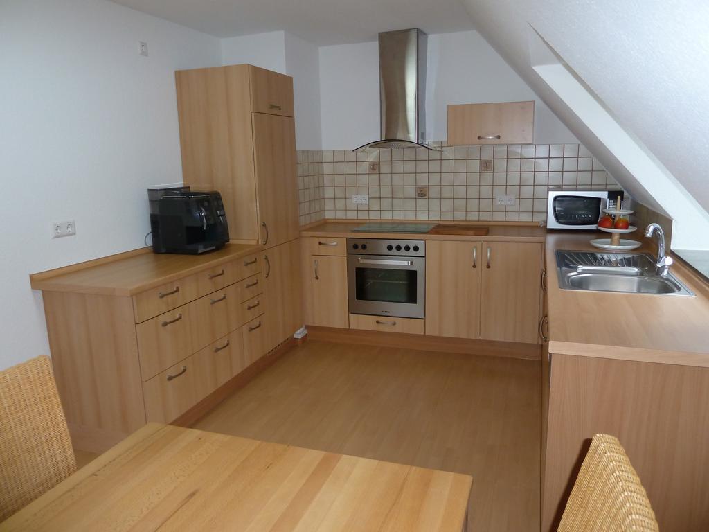 Helle 70 Qm Ferienwohnung Mit Herrlichem Blick Teningen Kültér fotó