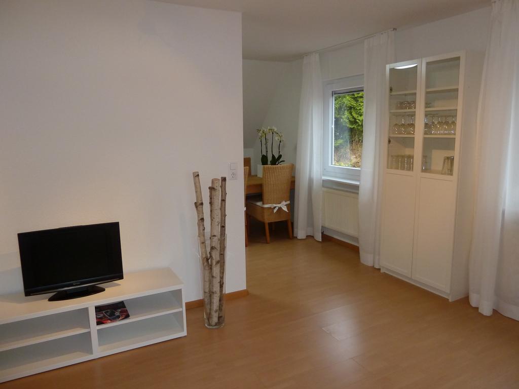 Helle 70 Qm Ferienwohnung Mit Herrlichem Blick Teningen Kültér fotó